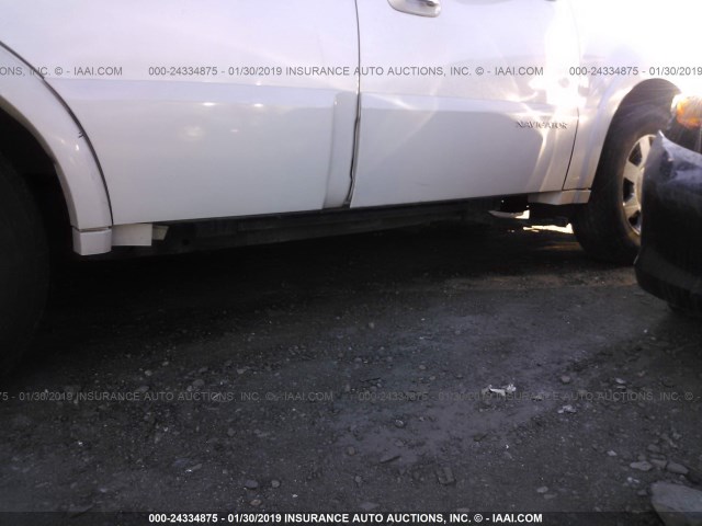 5LMFU285X6LJ05168 - 2006 LINCOLN NAVIGATOR Ақ фото 6