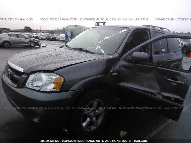 4F2CZ96186KM24935 - 2006 MAZDA TRIBUTE S GRAY photo 2