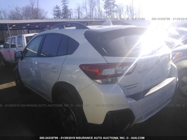 JF2GTABC5JH275418 - 2018 SUBARU CROSSTREK PREMIUM WHITE photo 3