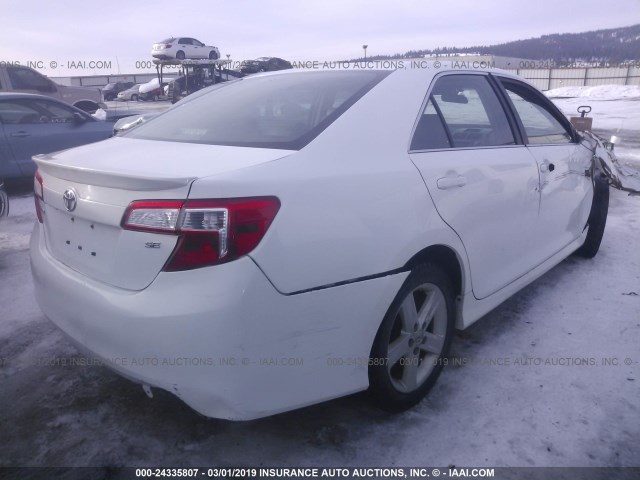 4T1BF1FK0EU840216 - 2014 TOYOTA CAMRY L/SE/LE/XLE 白色 照片 4