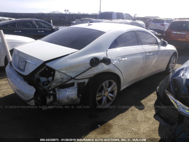 WDDDJ72X49A148392 - 2009 MERCEDES-BENZ CLS 550 WHITE photo 4