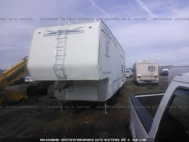 5HRSS353X5C008136 - 2005 WEEKENDWA SLC3505  白色 照片 2