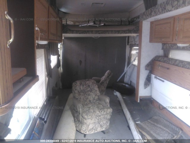 5HRSS353X5C008136 - 2005 WEEKENDWA SLC3505  白色 照片 8