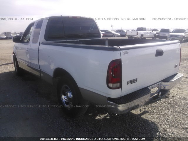 1FTZX1727YNB35670 - 2000 FORD F150 WHITE photo 3