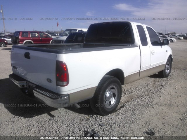 1FTZX1727YNB35670 - 2000 FORD F150 WHITE photo 4