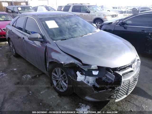 4T1BF1FKXGU189762 - 2016 TOYOTA CAMRY LE/XLE/SE/XSE ნაცრისფერი ფოტო 1