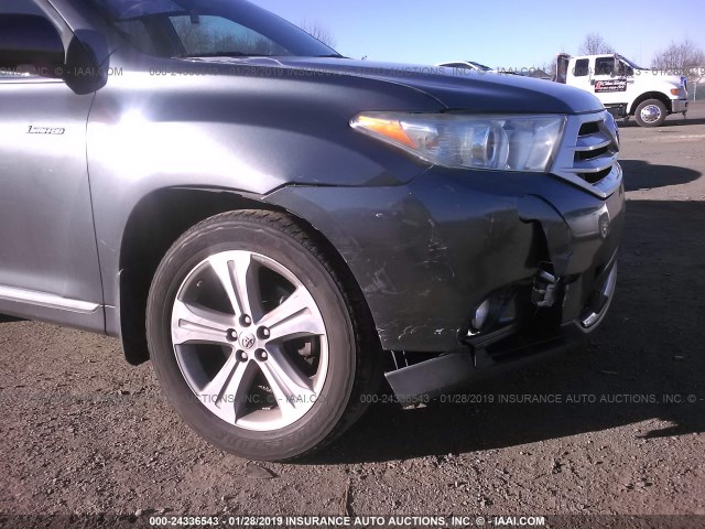 5TDYK3EH8CS065323 - 2012 TOYOTA HIGHLANDER LIMITED GRAY photo 6