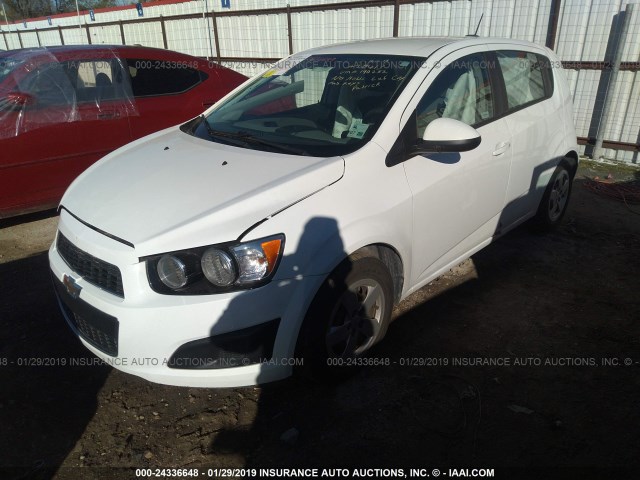 1G1JA6SH7F4190252 - 2015 CHEVROLET SONIC LS WHITE photo 2