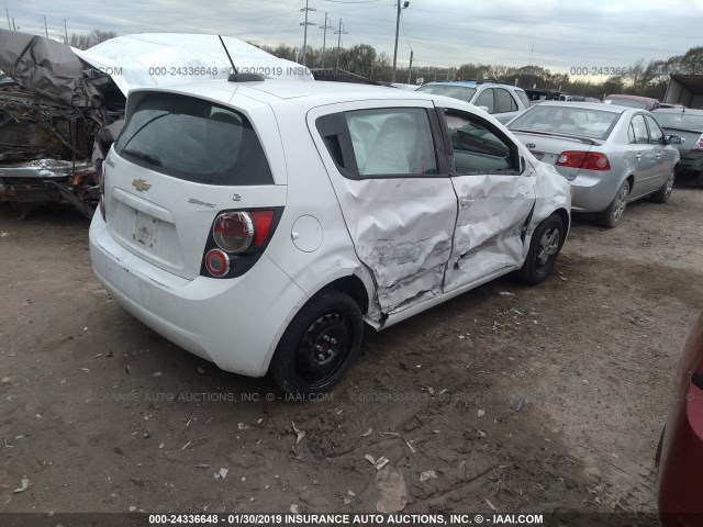 1G1JA6SH7F4190252 - 2015 CHEVROLET SONIC LS WHITE photo 4