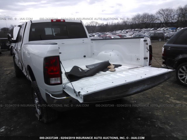 3C6UR5DL1GG317095 - 2016 RAM 2500 SLT WHITE photo 8