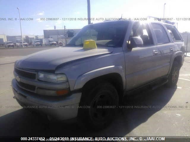 1GNEC13T65R211898 - 2005 CHEVROLET TAHOE GRAY photo 2