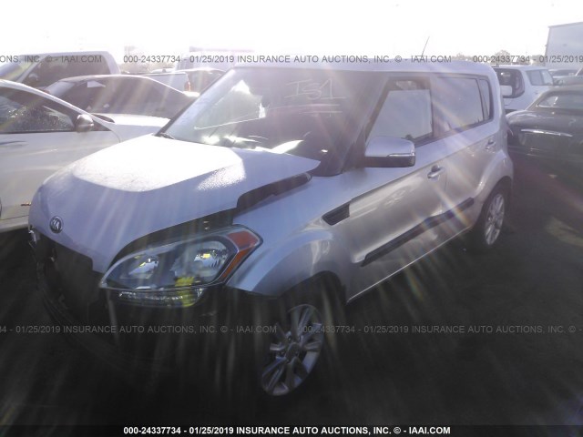 KNDJT2A60D7772795 - 2013 KIA SOUL +/!/SPORT SILVER photo 2