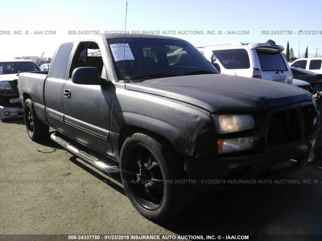 2GCEC19TX31152151 - 2003 CHEVROLET SILVERADO C1500 BLACK photo 1