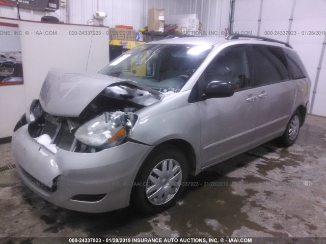 5TDZK23C59S253330 - 2009 TOYOTA SIENNA CE/LE SILVER photo 2