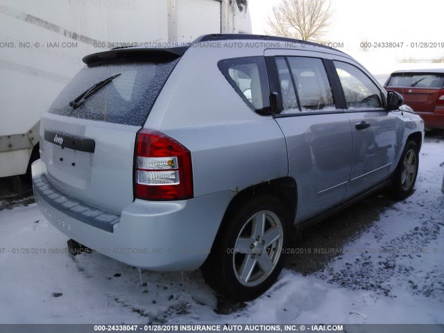 1J8FF47W88D775413 - 2008 JEEP COMPASS SPORT GRAY photo 4