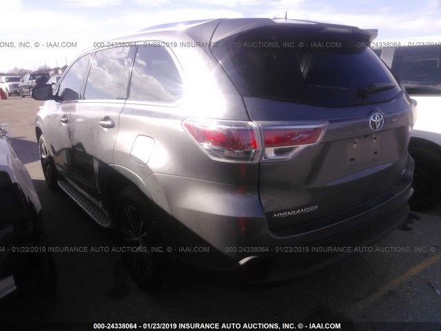 5TDKKRFH5GS500442 - 2016 TOYOTA HIGHLANDER XLE GRAY photo 3