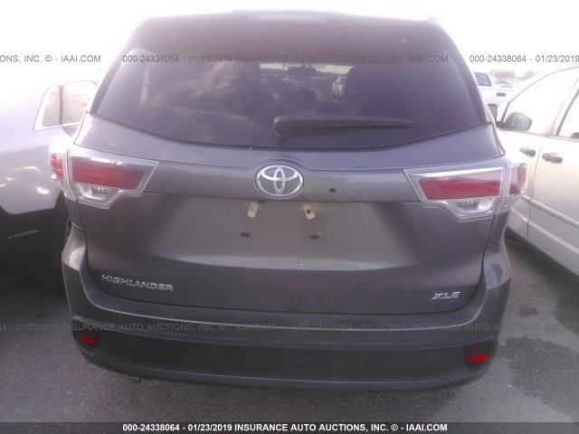 5TDKKRFH5GS500442 - 2016 TOYOTA HIGHLANDER XLE GRAY photo 6