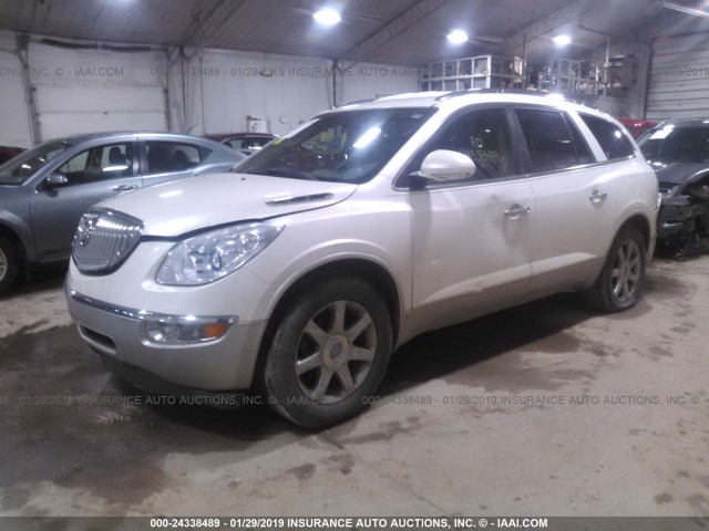 5GALVCED2AJ135781 - 2010 BUICK ENCLAVE CXL WHITE photo 2