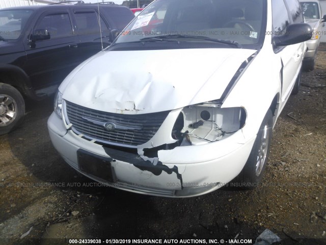 2C8GP64L03R383156 - 2003 CHRYSLER TOWN & COUNTRY LIMITED WHITE photo 6