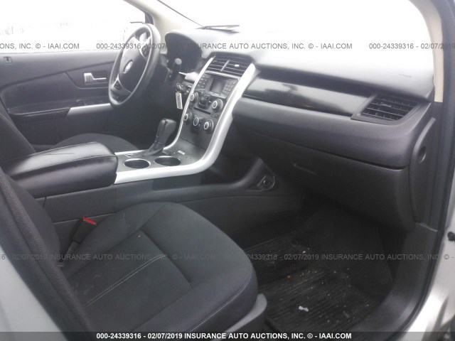 2FMDK3GC8DBC54004 - 2013 FORD EDGE SE SILVER photo 5