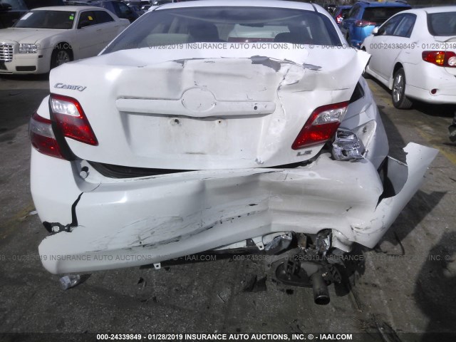 4T1BE46K68U777289 - 2008 TOYOTA CAMRY CE/LE/XLE/SE WHITE photo 6