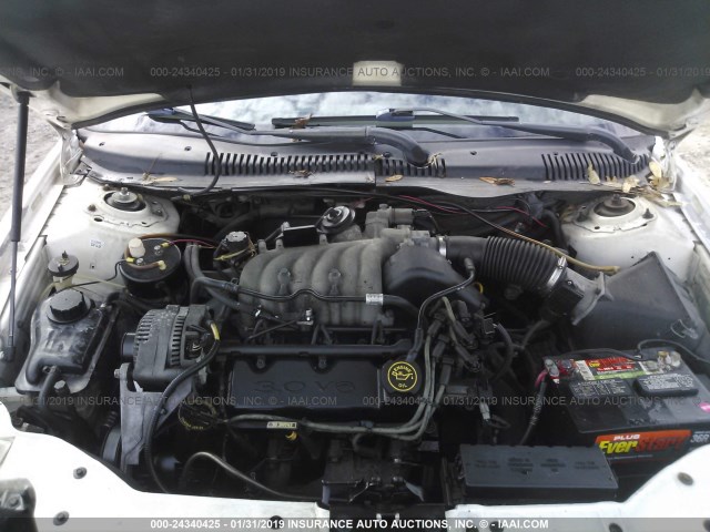 1FAFP53U2XA262839 - 1999 FORD TAURUS SE WHITE photo 10