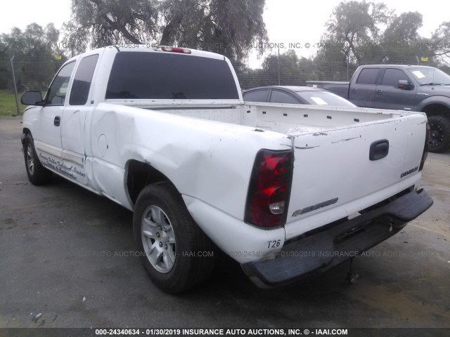 2GCEC19V031410386 - 2003 CHEVROLET SILVERADO C1500 WHITE photo 3