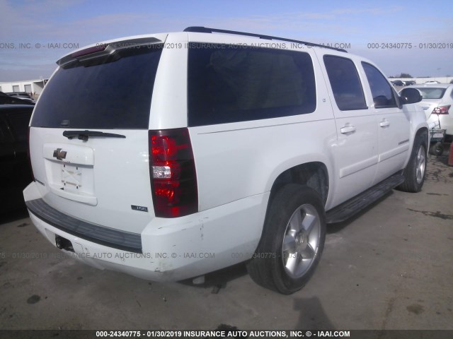 3GNFC16028G172804 - 2008 CHEVROLET SUBURBAN C1500  LS WHITE photo 4