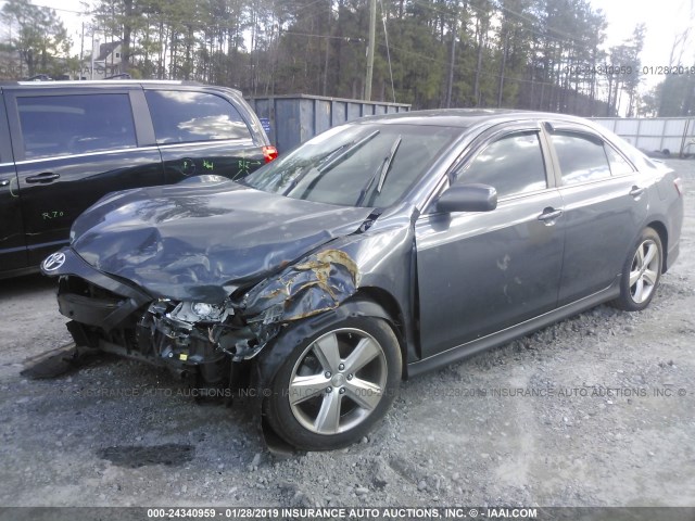 4T1BF3EK1BU759296 - 2011 TOYOTA CAMRY SE/LE/XLE 灰色 照片 2