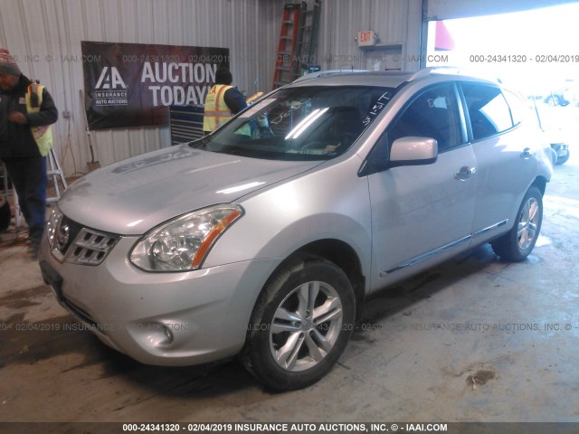 JN8AS5MV0DW118736 - 2013 NISSAN ROGUE S/SV SILVER photo 2