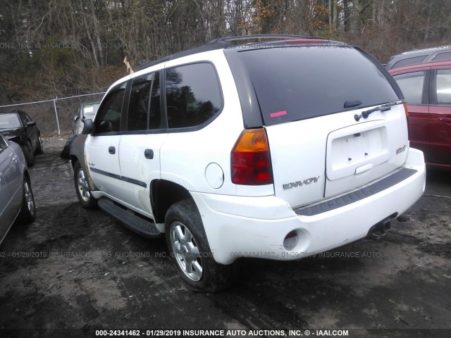 1GKDT13S662236780 - 2006 GMC ENVOY WHITE photo 3