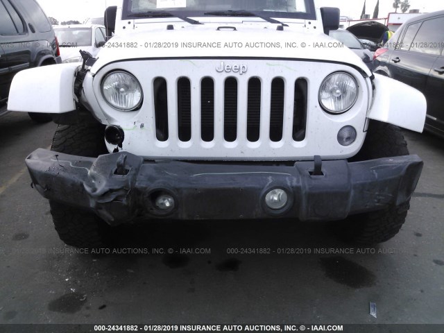 1C4BJWFG5FL551240 - 2015 JEEP WRANGLER UNLIMITE RUBICON WHITE photo 6