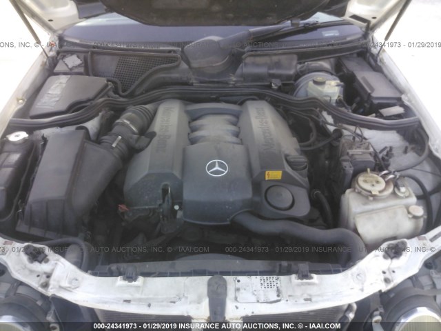 WDBJF65J91B307484 - 2001 MERCEDES-BENZ E 320 WHITE photo 10