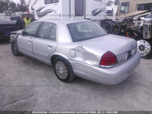 2FAFP73WX3X165872 - 2003 FORD CROWN VICTORIA  SILVER photo 3