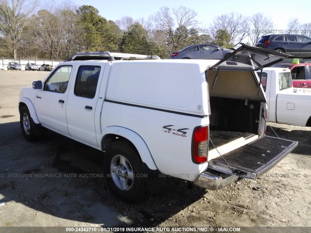 1N6ED27Y9YC413978 - 2000 NISSAN FRONTIER CREW CAB XE/CREW CAB SE WHITE photo 3