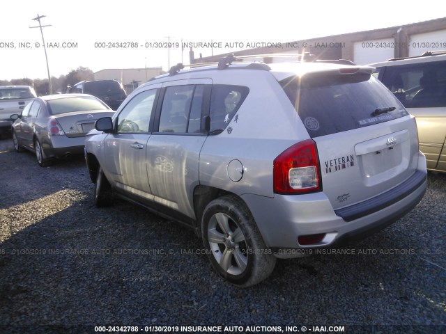 1C4NJCBA9CD573759 - 2012 JEEP COMPASS SPORT SILVER photo 3