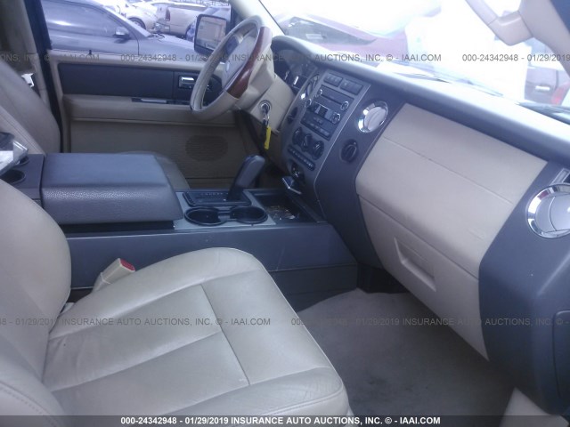 1FMFU15598LA78548 - 2008 FORD EXPEDITION XLT BLUE photo 5