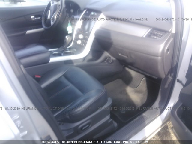 2FMDK3JC0BBA41389 - 2011 FORD EDGE SEL GRAY photo 5