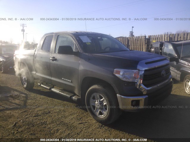 5TFUM5F18FX062720 - 2015 TOYOTA TUNDRA DOUBLE CAB SR/SR5 GRAY photo 1