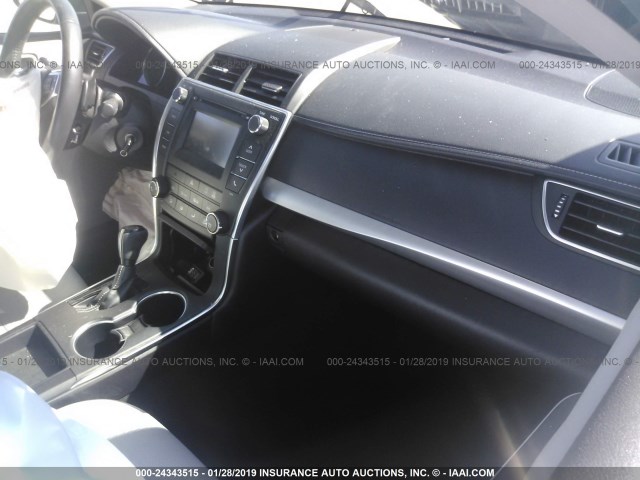 4T1BF1FK5GU245476 - 2016 TOYOTA CAMRY LE/XLE/SE/XSE BLUE photo 5