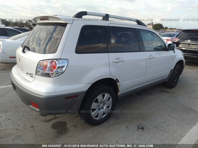 JA4LZ41G03U085354 - 2003 MITSUBISHI OUTLANDER XLS WHITE photo 4