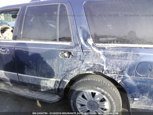 5LMFU28537LJ18202 - 2007 LINCOLN NAVIGATOR BLUE photo 6
