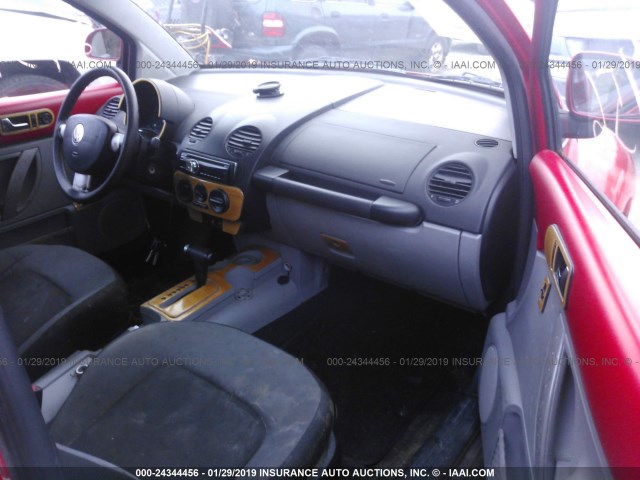 3VWBB61C4WM032368 - 1998 VOLKSWAGEN NEW BEETLE Qırmızı foto 5