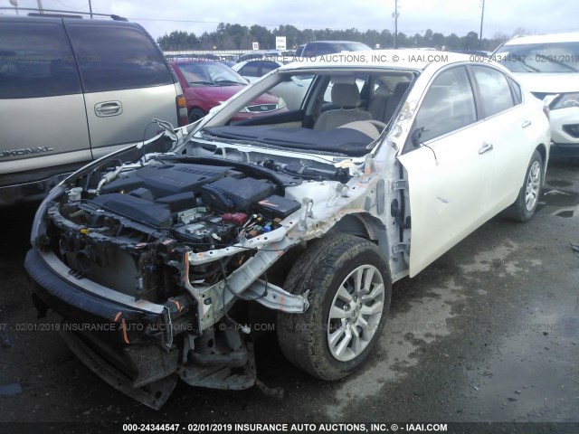 1N4AL3AP2GC259774 - 2016 NISSAN ALTIMA 2.5/S/SV/SL/SR WHITE photo 2