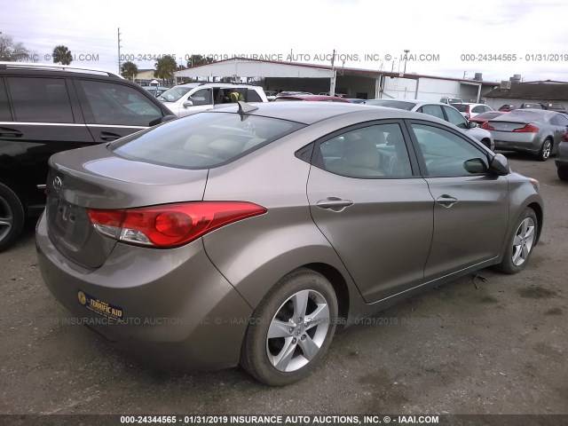 5NPDH4AE2DH230966 - 2013 HYUNDAI ELANTRA GLS/LIMITED BEIGE photo 4