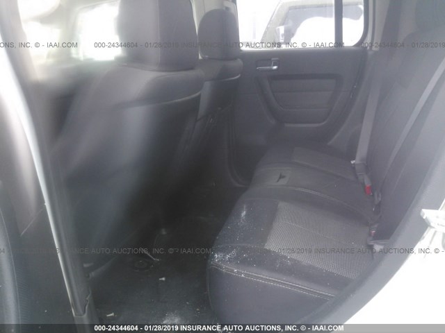 5GTEN13E388167012 - 2008 HUMMER H3 WHITE photo 8