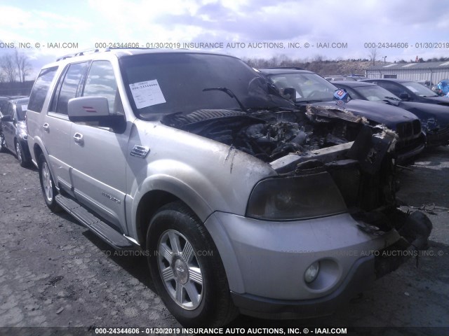 5LMFU28R54LJ30074 - 2004 LINCOLN NAVIGATOR SILVER photo 1