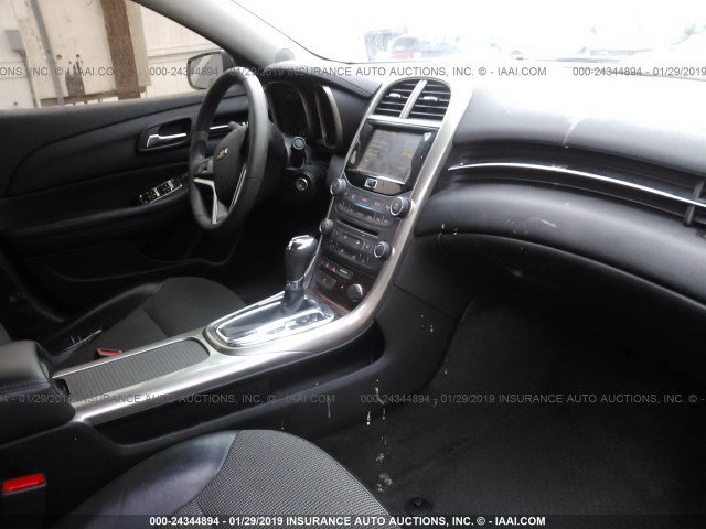 1G11C5SA0DF160910 - 2013 CHEVROLET MALIBU 1LT 灰色 照片 5