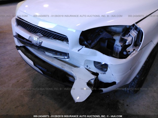 1GNDV23W38D163042 - 2008 CHEVROLET UPLANDER LS WHITE photo 6