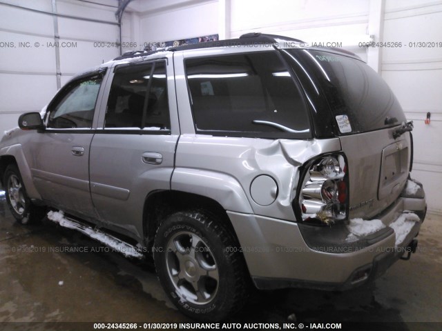 1GNDT13S652141847 - 2005 CHEVROLET TRAILBLAZER LS/LT SILVER photo 3